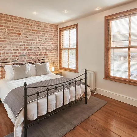 Host & - Number 1 Gill Street Hébergement de vacances