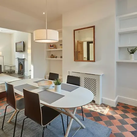 Host & - Number 1 Gill Street Hébergement de vacances